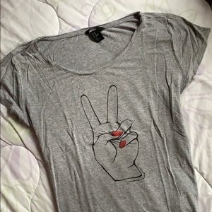 Peace sign graphic tee